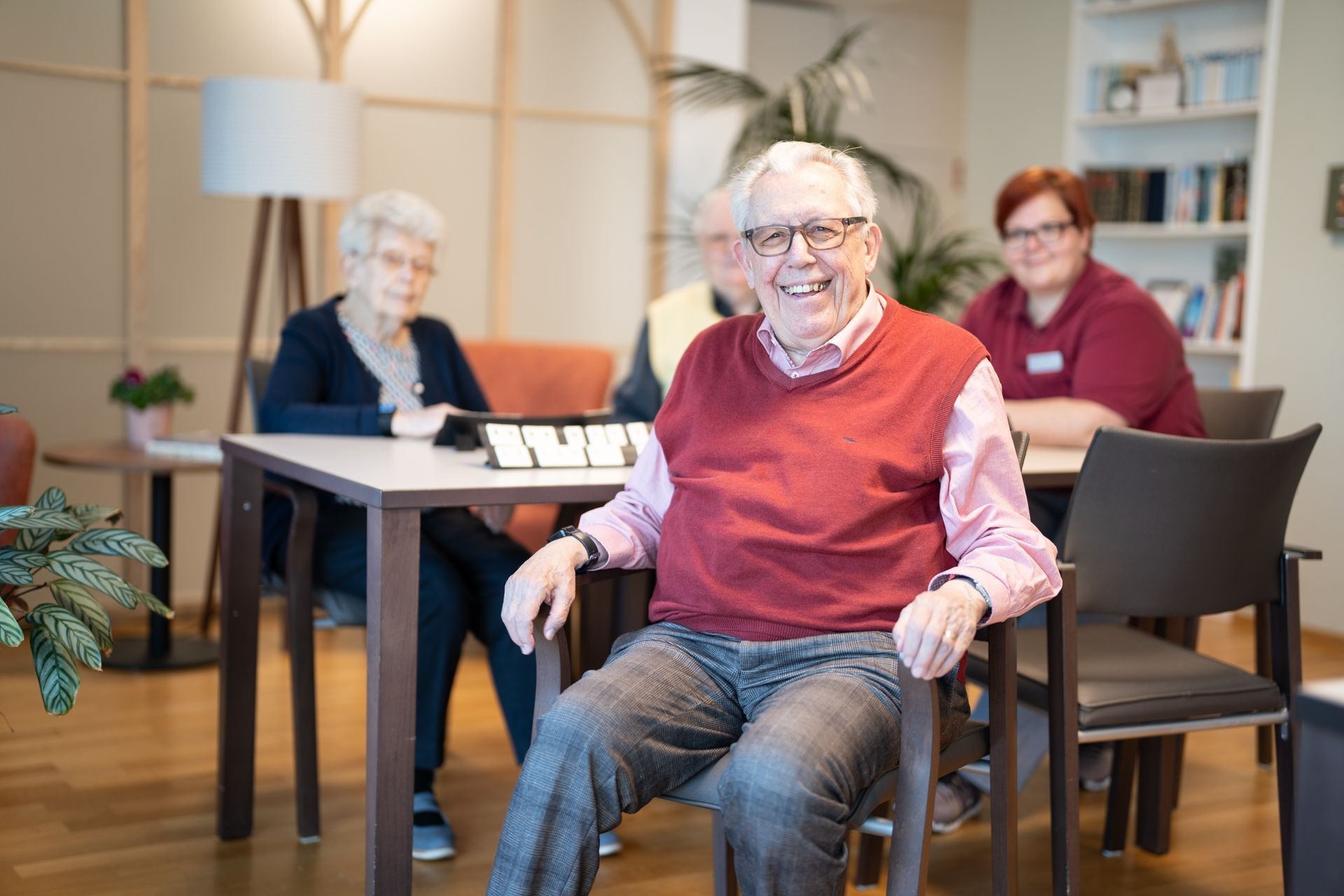 Bewohnende im Mittelpunkt.jpg