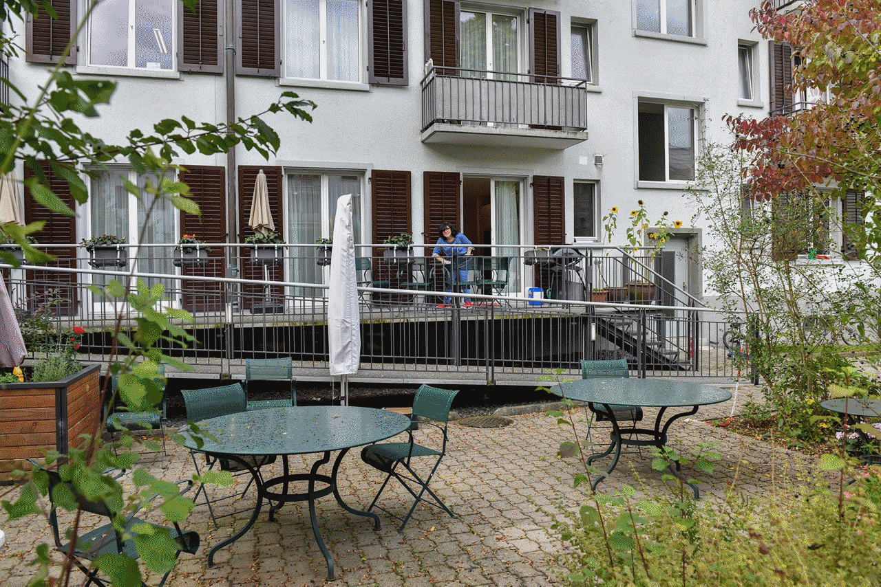 cq5dam.web.1280.1280 (5).gif