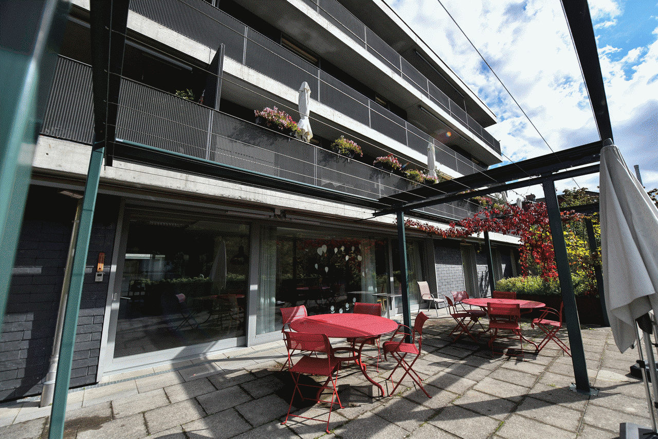 cq5dam.web.1280.1280 (8).gif