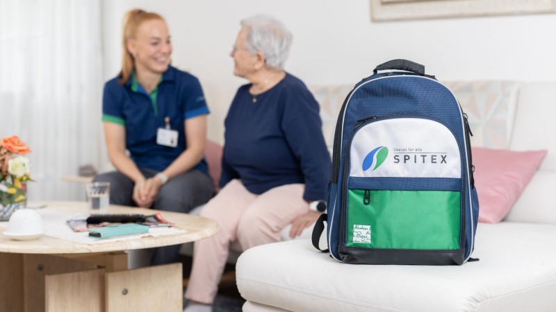 Rucksack im Wohnzimmer.jpg