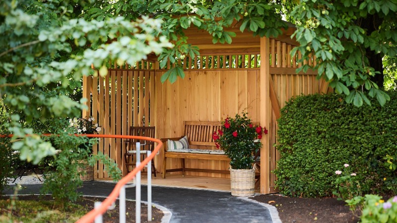 9) Ruheort Garten 1.jpg