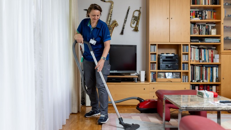 Staubsaugen 2.jpg